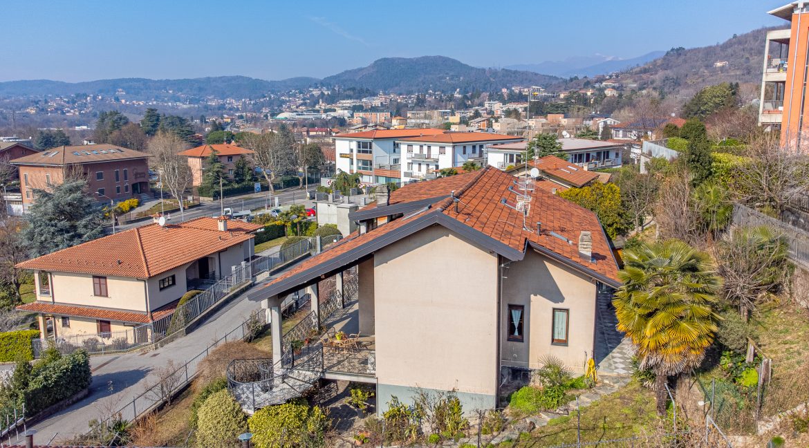 Brenna Immobiliare Cernobbio villa singola vendita Como741-Brenna_vende_Via_Gabriele_DAnnunzion_34_Como_0
