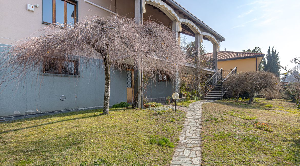 Brenna Immobiliare Cernobbio villa singola vendita Como744-Brenna_vende_Via_Gabriele_DAnnunzion_34_Como_0