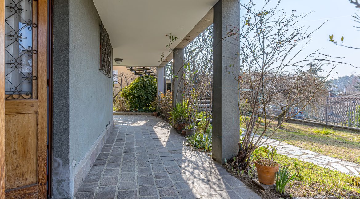 Brenna Immobiliare Cernobbio villa singola vendita Como749-Brenna_vende_Via_Gabriele_DAnnunzion_34_Como_0