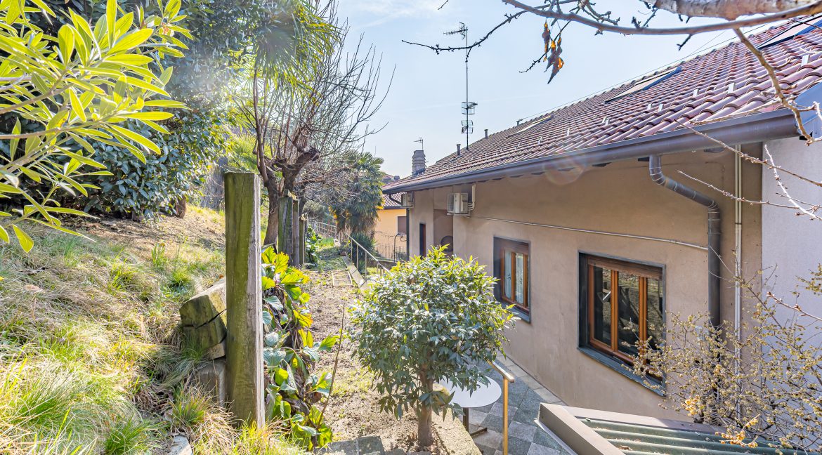 Brenna Immobiliare Cernobbio villa singola vendita Como759-Brenna_vende_Via_Gabriele_DAnnunzion_34_Como_0