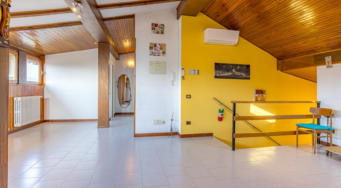 Brenna Immobiliare Cernobbio villa singola vendita Como770-Brenna_vende_Via_Gabriele_DAnnunzion_34_Como_0