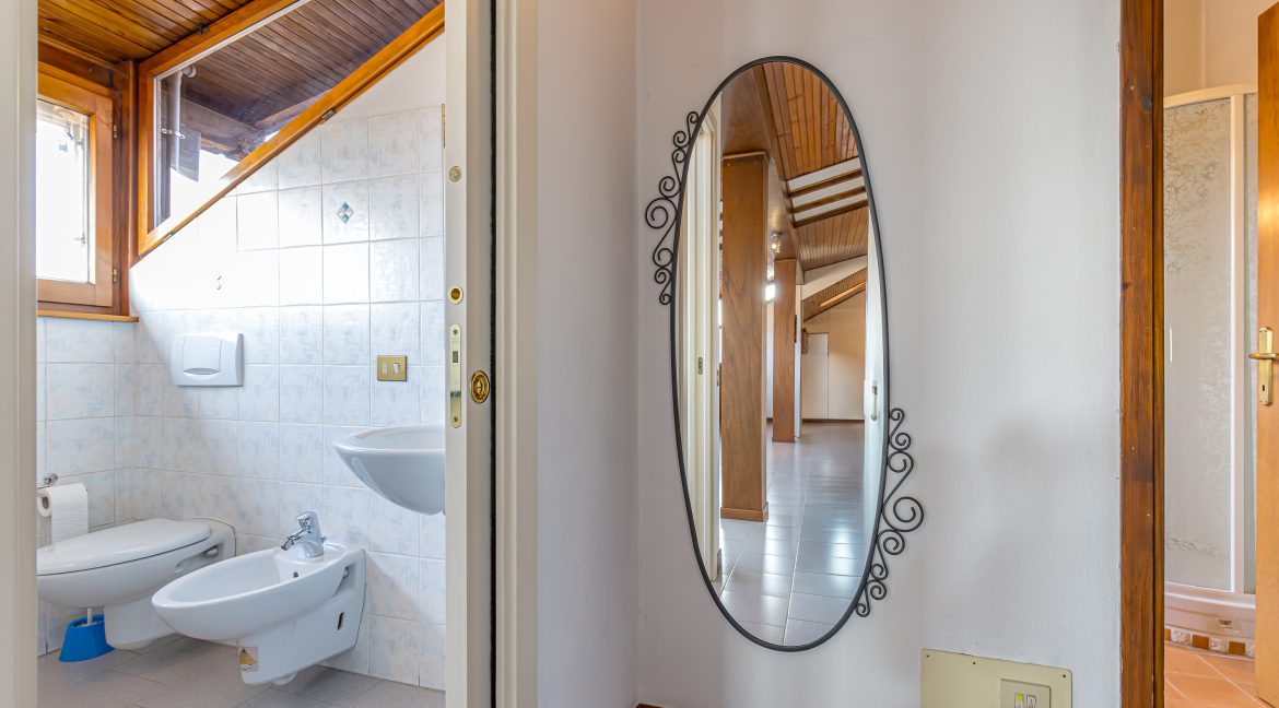 Brenna Immobiliare Cernobbio villa singola vendita Como773-Brenna_vende_Via_Gabriele_DAnnunzion_34_Como_0