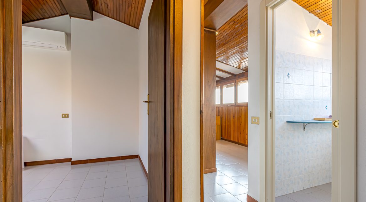 Brenna Immobiliare Cernobbio villa singola vendita Como782-Brenna_vende_Via_Gabriele_DAnnunzion_34_Como_0