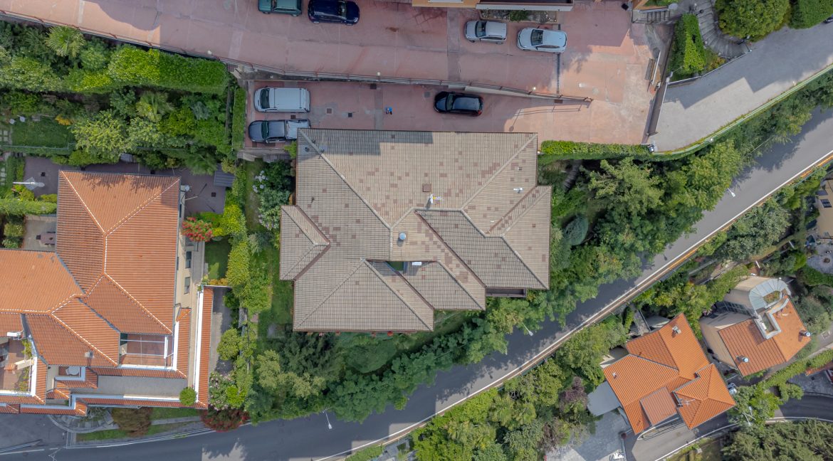 Brenna Immobiliare Cernobbio appartamento vendita Como794-0006877-Brenna_vende_ComoDJI_0772