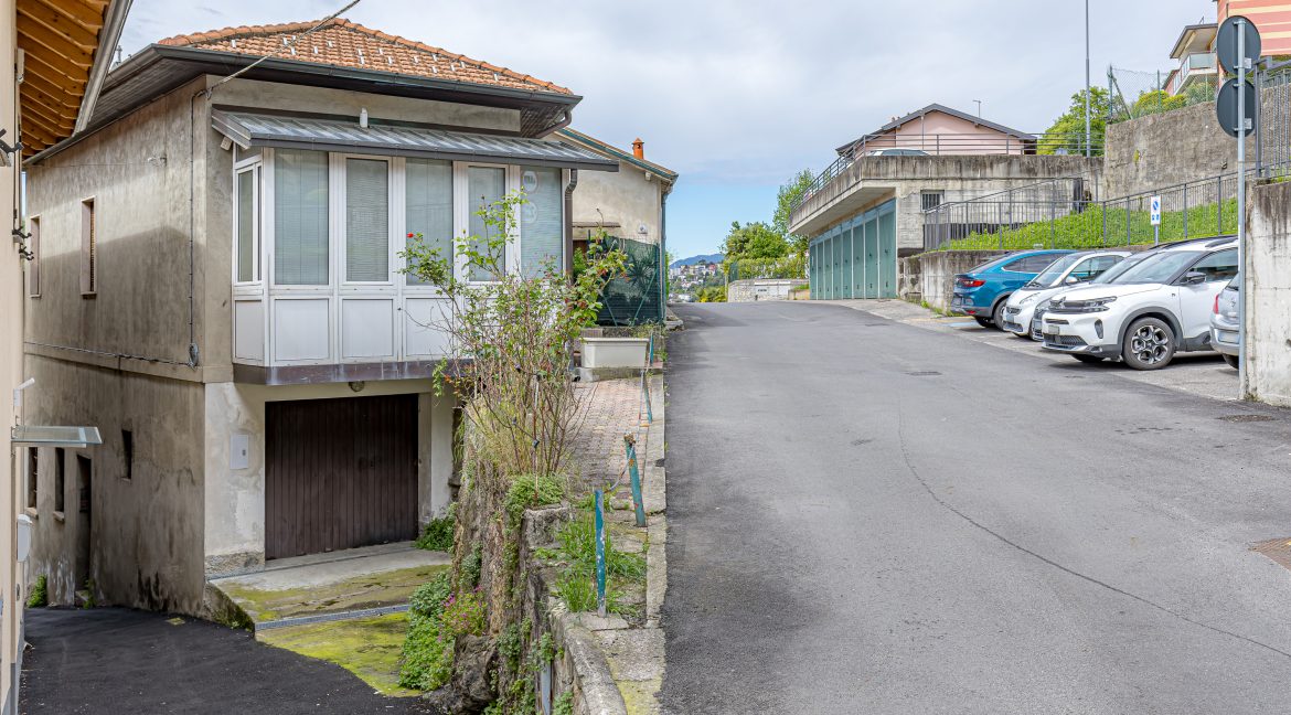 0009899-Brenna_vende_Via_Marconi_22_Cernobbio07