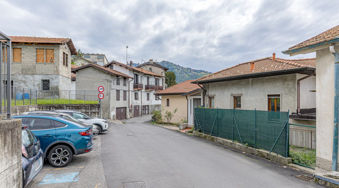 Porzione di casa a Cernobbio07-Brenna_vende_Via_Marconi_22_Cernobbio15