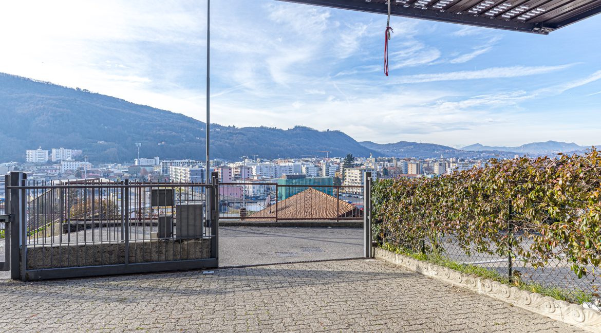 0012339-Villetta a schiera di testa in vendita a Como Sagnino_17
