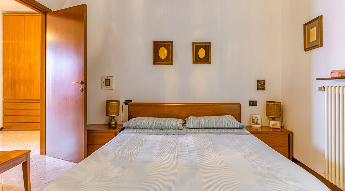 0012362-Villetta a schiera di testa in vendita a Como Sagnino_48
