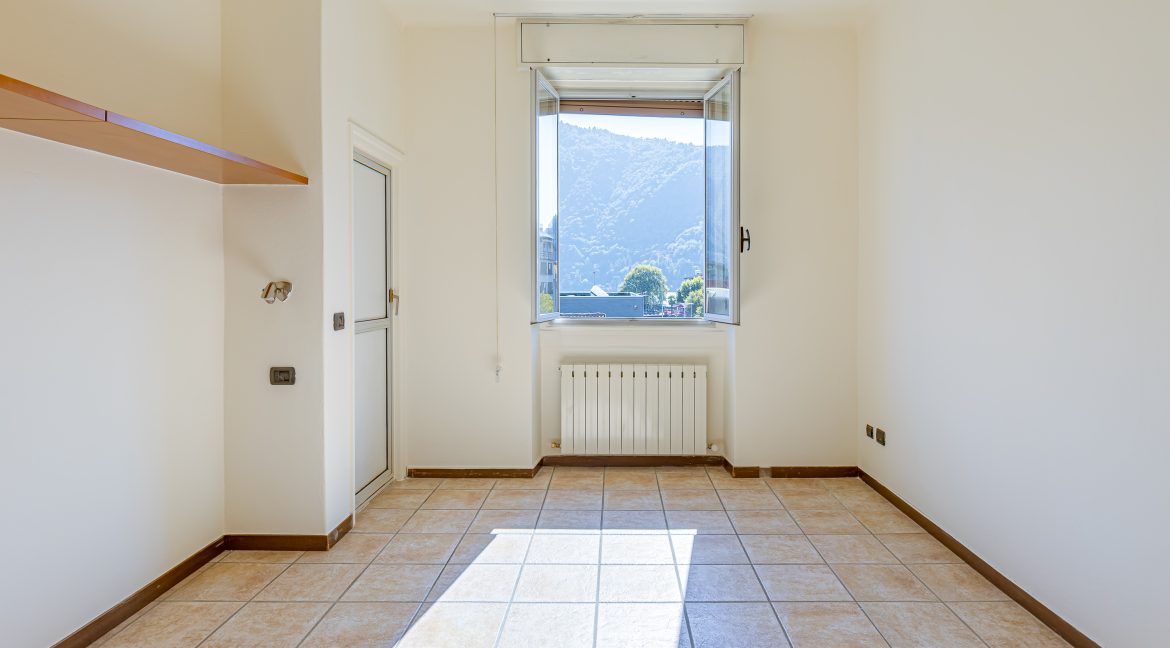 affitto trilocale como tavernola 37